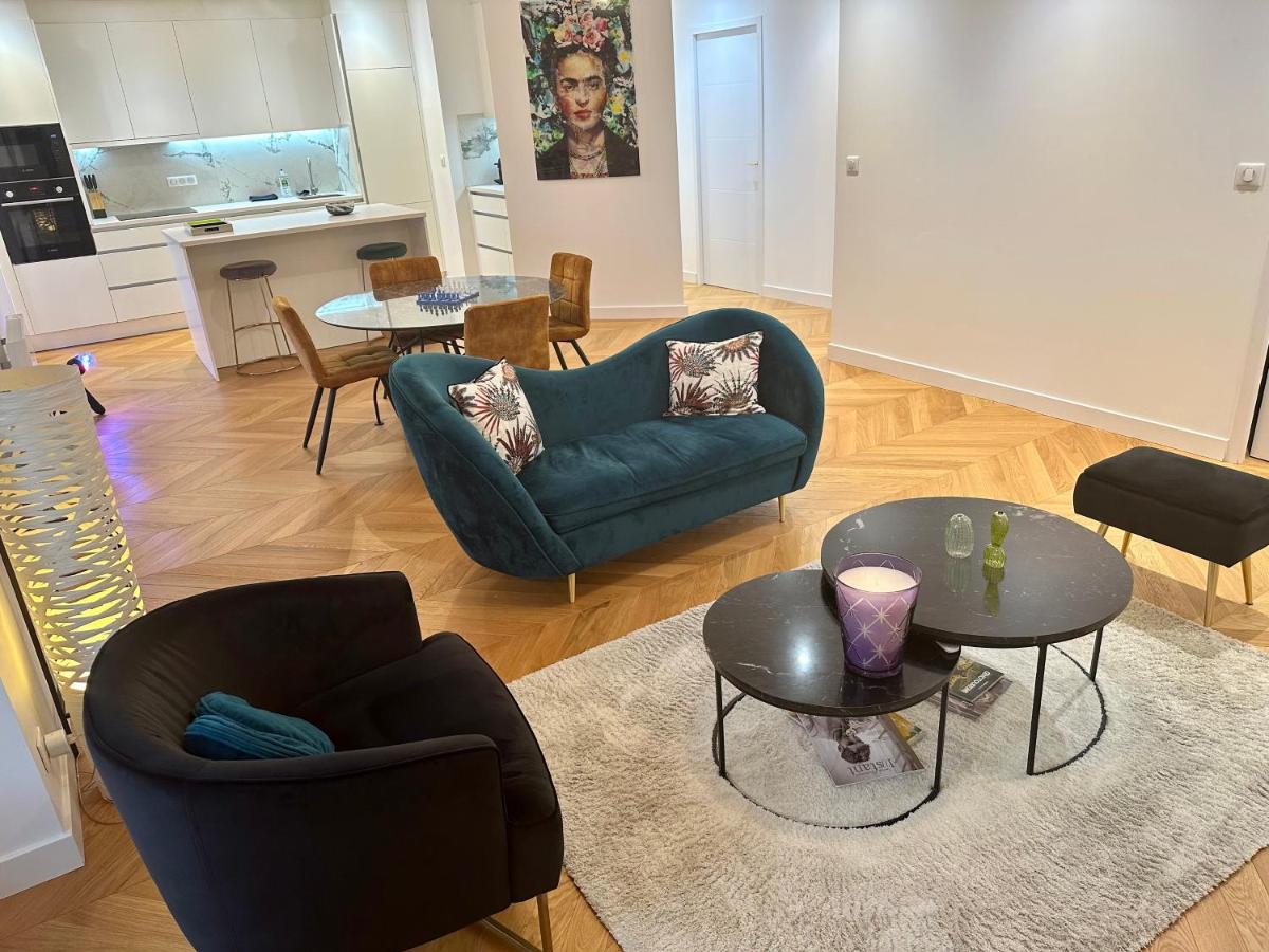 Bel Appartement Avec Parking Au Coeur De Reims Exterior photo